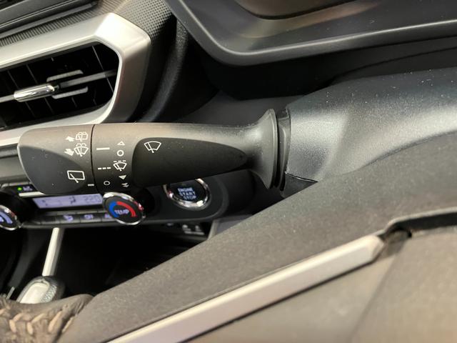 ロッキープレミアム純正ナビ パノラマモニター バックモニター 純正ETC Bluetooth接続 運転席・助手席シートヒーター 純正17インチアルミホイール ターボ ACC ワンオーナー スマートキー スマアシ(香川県)の中古車