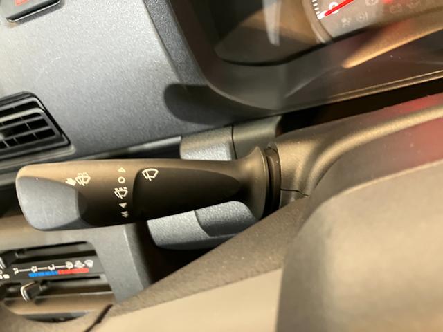 ハイゼットトラックスタンダード　ＣＶＴ　２ＷＤ　ラジオワンオーナー　ＡＭ／ＦＭラジオ　ラバーマット　ハロゲンヘッドライト　オートライト　オートハイビーム　アイドリングストップ　スマアシ（香川県）の中古車
