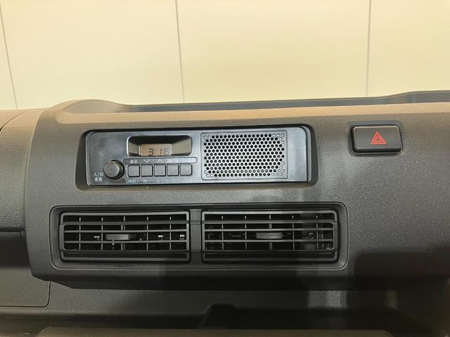 ハイゼットトラックスタンダード　ＣＶＴ　２ＷＤ　ラジオワンオーナー　ＡＭ／ＦＭラジオ　ラバーマット　ハロゲンヘッドライト　オートライト　オートハイビーム　アイドリングストップ　スマアシ（香川県）の中古車