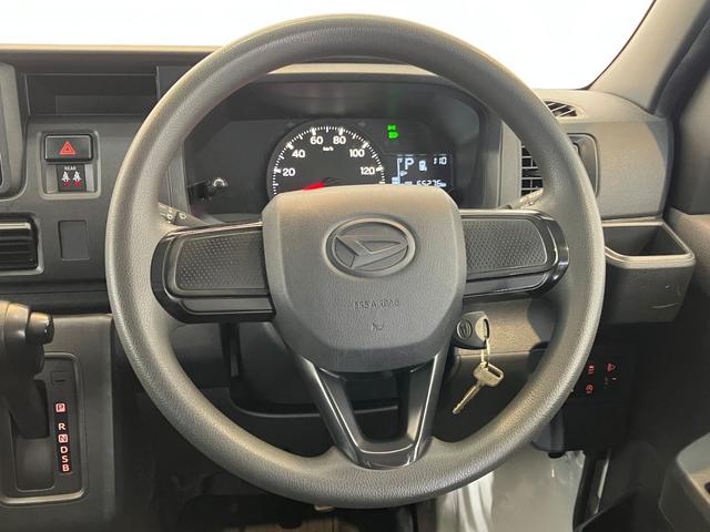 ハイゼットカーゴＤＸ　ＣＶＴ　ワンオーナー　ＣＤチューナーＣＶＴ　２ＷＤ　ワンオーナー　キーレスエントリー　ＣＤチューナー　ハロゲンヘッドライト　オートライト　オートハイビーム　アイドリングストップ　スマアシ　Ｂｌｕｅｔｏｏｔｈ接続　ＵＳＢ入力端子（香川県）の中古車