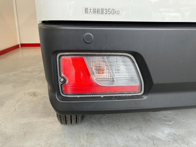 ハイゼットカーゴＤＸ　ＣＶＴ　ワンオーナー　ＣＤチューナーＣＶＴ　２ＷＤ　ワンオーナー　キーレスエントリー　ＣＤチューナー　ハロゲンヘッドライト　オートライト　オートハイビーム　アイドリングストップ　スマアシ　Ｂｌｕｅｔｏｏｔｈ接続　ＵＳＢ入力端子（香川県）の中古車