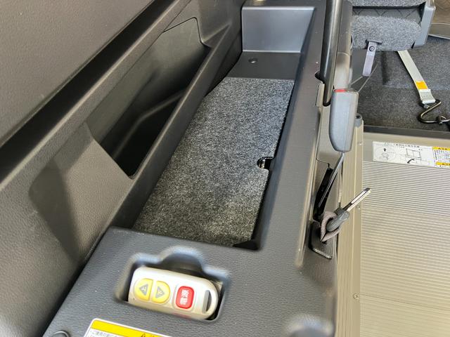 アトレーアトレースローパー 福祉車両 両側パワースライドドア両側パワースライドドア バックモニター対応カメラ オーディオレス ACC ワンオーナー スマートキー LEDヘッドランプ オートライト オートハイビーム ラバーマット 福祉車両 スマアシ(香川県)の中古車