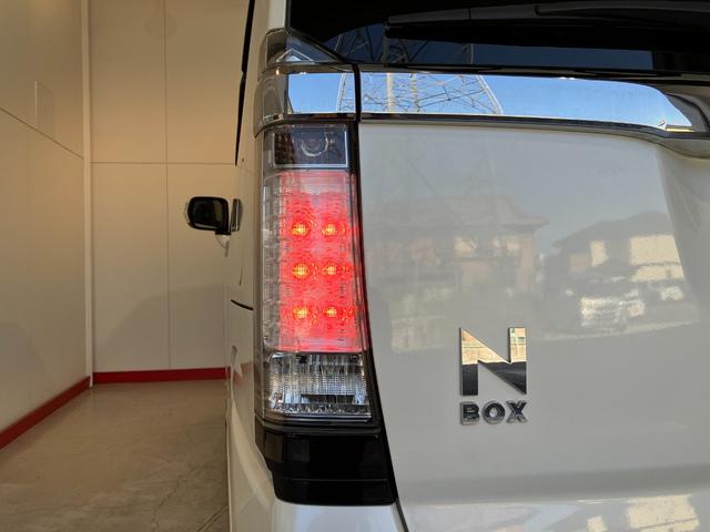 Ｎ−ＢＯＸカスタムＧターボＳＳパッケージ　ナビ　バックモニター純正ナビ　バックモニター　純正ＥＴＣ　純正１５インチアルミホイール　両側パワースライドドア　ＡＣＣ　ターボ　ＨＩＤヘッドランプ　サイド・カーテンシールドエアバッグ　取扱説明書　メンテナンスノート（香川県）の中古車