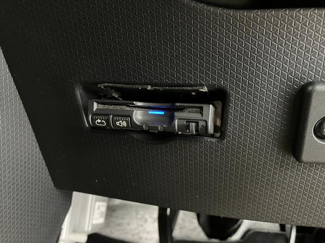 タントカスタムＸ　ディスプレイオーディオ　バックモニター９インチスマホ連携ディスプレイオーディオ　バックモニター　純正ドライブレコーダー　純正ＥＴＣ　運転席・助手席シートヒーター　両側パワースライドドア　Ｂｌｕｅｔｏｏｔｈ接続　純正１４インチアルミホイール（香川県）の中古車