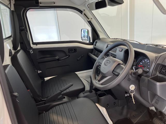 ハイゼットトラックスタンダード　ＣＶＴ　２ＷＤ　ラジオワンオーナー　ＡＭ／ＦＭラジオ　ラバーマット　ハロゲンヘッドライト　オートライト　オートハイビーム　アイドリングストップ　スマアシ　ＣＶＴ　２ＷＤ　取扱説明書　メンテナンスノート（香川県）の中古車