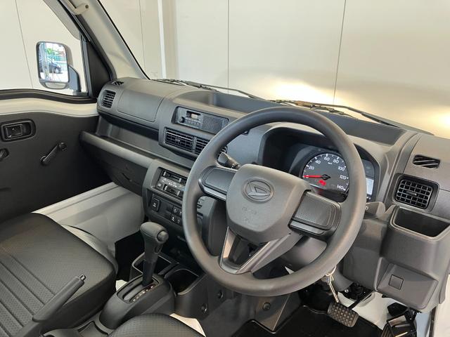 ハイゼットトラックスタンダード　ＣＶＴ　２ＷＤ　ラジオワンオーナー　ＡＭ／ＦＭラジオ　ラバーマット　ハロゲンヘッドライト　オートライト　オートハイビーム　アイドリングストップ　スマアシ　ＣＶＴ　２ＷＤ　取扱説明書　メンテナンスノート（香川県）の中古車