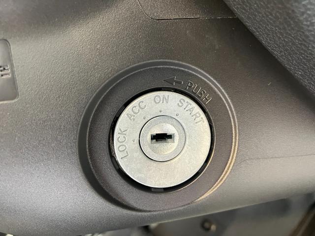 ハイゼットトラックスタンダード　ＣＶＴ　２ＷＤ　ラジオワンオーナー　ＡＭ／ＦＭラジオ　ラバーマット　ハロゲンヘッドライト　オートライト　オートハイビーム　アイドリングストップ　スマアシ　ＣＶＴ　２ＷＤ　取扱説明書　メンテナンスノート（香川県）の中古車