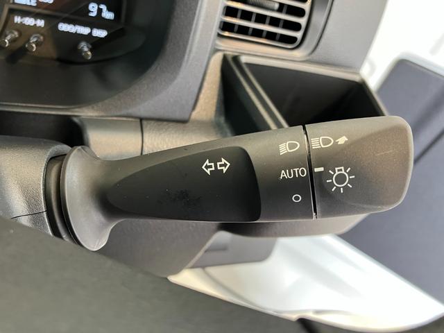 ハイゼットトラックスタンダード　ＣＶＴ　２ＷＤ　ラジオワンオーナー　ＡＭ／ＦＭラジオ　ラバーマット　ハロゲンヘッドライト　オートライト　オートハイビーム　アイドリングストップ　スマアシ　ＣＶＴ　２ＷＤ　取扱説明書　メンテナンスノート（香川県）の中古車