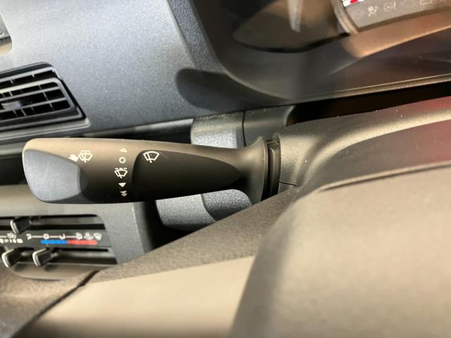 ハイゼットトラックスタンダード　ワンオーナー　ラジオＣＶＴ　２ＷＤ　ＡＭ／ＦＭラジオ　ラバーマット　ワンオーナー　ハロゲンヘッドライト　オートライト　オートハイビーム　アイドリングストップ　スマアシ（香川県）の中古車