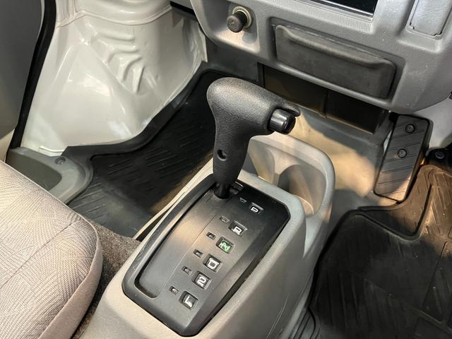 ミニキャブトラックＶＸ−ＳＥ　４ＷＤ　ＡＴ４ＷＤ　ＡＴ　ＡＭ／ＦＭラジオ　作業灯　ワンオーナー　ハロゲンヘッドライト　マニュアルエアコン　取扱説明書　メンテナンスノート（香川県）の中古車