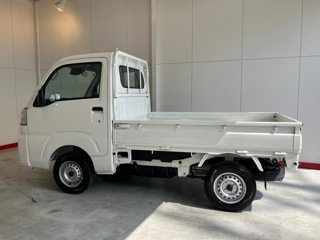 ハイゼットトラックスタンダード　ＭＴ　２ＷＤ　ラジオＭＴ　２ＷＤ　ワンオーナー　ハロゲンヘッドライト　オートライト　オートハイビーム　ＡＭ／ＦＭラジオ　ラバーマット　アイドリングストップ　取扱説明書　メンテナンスノート（香川県）の中古車
