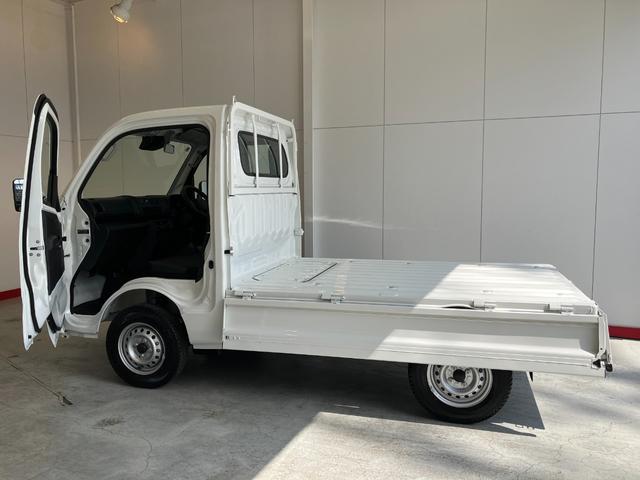 ハイゼットトラックスタンダード　ＭＴ　２ＷＤ　ラジオＭＴ　２ＷＤ　ワンオーナー　ハロゲンヘッドライト　オートライト　オートハイビーム　ＡＭ／ＦＭラジオ　ラバーマット　アイドリングストップ　取扱説明書　メンテナンスノート（香川県）の中古車