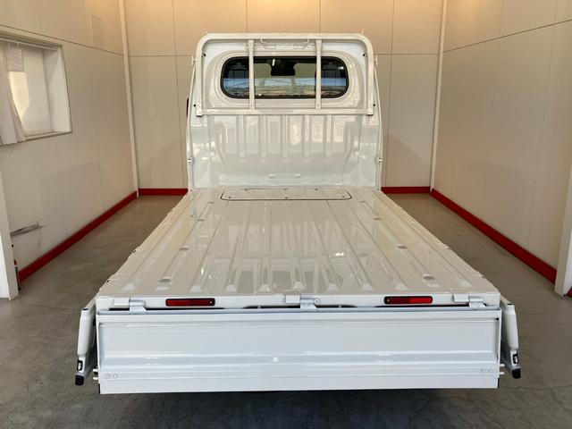 ハイゼットトラックスタンダード　ＣＶＴ　２ＷＤ　ＡＭ／ＦＭラジオＣＶＴ　２ＷＤ　ワンオーナー　ＡＭ／ＦＭラジオ　ハロゲンヘッドライト　オートライト　オートハイビーム　アイドリングストップ　スマアシ（香川県）の中古車