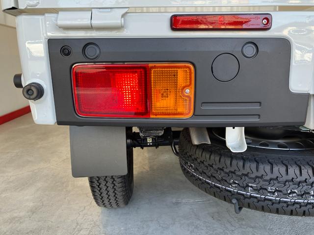 ハイゼットトラックスタンダード　ＣＶＴ　２ＷＤ　ＡＭ／ＦＭラジオＣＶＴ　２ＷＤ　ワンオーナー　ＡＭ／ＦＭラジオ　ハロゲンヘッドライト　オートライト　オートハイビーム　アイドリングストップ　スマアシ（香川県）の中古車