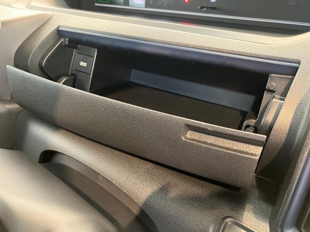 タントＸ　バックモニター対応カメラ　シートヒーターバックモニター対応カメラ　運転席・助手席シートヒーター　左側パワースライドドア　電動パーキングブレーキ　オートブレーキホールド　サイドエアバッグ　ワンオーナー　スマートキー（香川県）の中古車
