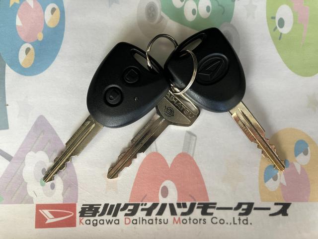 ミラトコットL SAIII CD アルミワンオーナー キーレスエントリー CDチューナー 純正14インチアルミホイール LEDヘッドランプ オートライト オートハイビーム サイド・カーテンシールドエアバッグ スマアシIII(香川県)の中古車