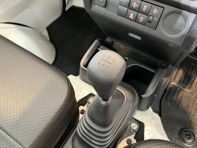 ハイゼットトラックスタンダード MT 2WD ラジオMT 2WD ワンオーナー AM/FMラジオ ラバーマット ハロゲンヘッドライト オートライト オートハイビーム アイドリングストップ スマアシ(香川県)の中古車