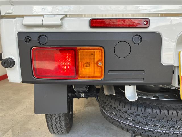 ハイゼットトラックスタンダード MT 2WD ラジオMT 2WD ワンオーナー AM/FMラジオ ラバーマット ハロゲンヘッドライト オートライト オートハイビーム アイドリングストップ スマアシ(香川県)の中古車