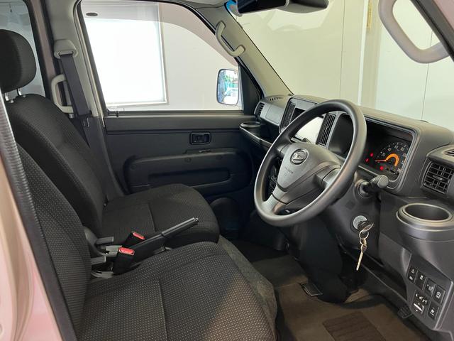 ハイゼットカーゴクルーズターボＳＡIII　ＡＴ　４ＷＤ　ナビ　バックモニターＡＴ　４ＷＤ　純正ナビ　バックモニター　Aftermarket１２インチアルミホイール　両側スライドドア　ターボ　ＬＥＤヘッドランプ　オートハイビーム　電動格納ミラー　リアエアコン　スマアシＩＩＩ（香川県）の中古車
