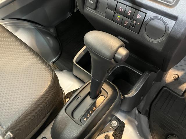 ハイゼットトラックスタンダード CVT 2WD ラジオCVT 2WD AM/FMラジオ ワンオーナー ハロゲンヘッドライト オートライト オートハイビーム アイドリングストップ ラバーマット スマアシ(香川県)の中古車