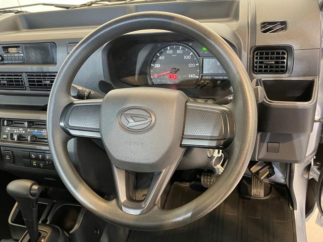 ハイゼットトラックスタンダード CVT 2WD ラジオCVT 2WD AM/FMラジオ ワンオーナー ハロゲンヘッドライト オートライト オートハイビーム アイドリングストップ ラバーマット スマアシ(香川県)の中古車