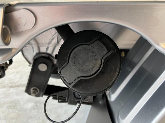 ハイゼットトラックスタンダード CVT 2WD ラジオCVT 2WD AM/FMラジオ ワンオーナー ハロゲンヘッドライト オートライト オートハイビーム アイドリングストップ ラバーマット スマアシ(香川県)の中古車