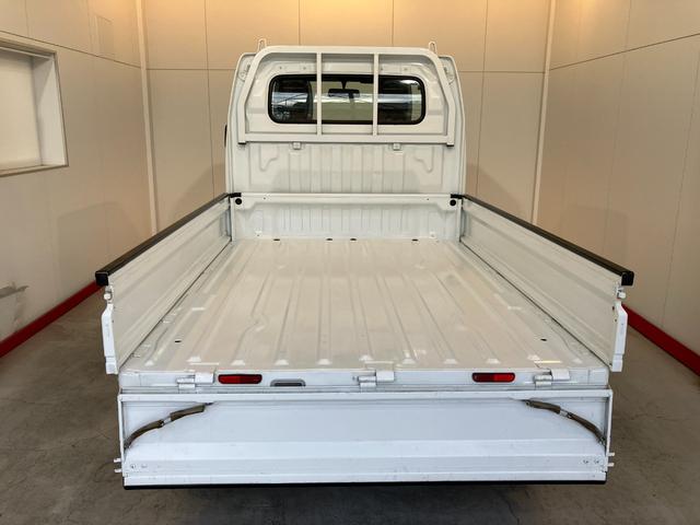 キャリイトラックKCエアコン・パワステ AT 4WD ラジオAT 4WD AM/FMラジオ ワンオーナー ハロゲンヘッドライト 取扱説明書 メンテナンスノート(香川県)の中古車