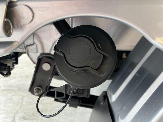 ハイゼットトラックスタンダード CVT 2WD ラジオCVT 2WD ワンオーナー AM/FMラジオ ラバーマット ハロゲンヘッドライト オートライト オートハイビーム アイドリングストップ スマアシ(香川県)の中古車