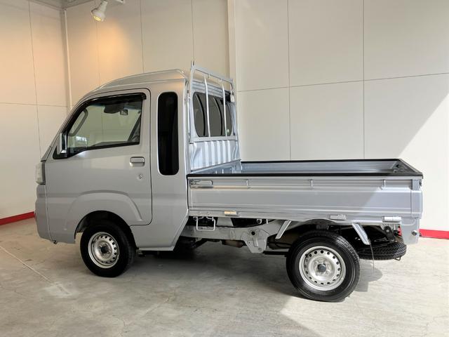 ハイゼットトラックジャンボＳＡIIIｔ　ＡＴ　２ＷＤ　ナビ　バックモニターＡＴ　２ＷＤ　純正ナビ　バックモニター　Ｂｌｕｅｔｏｏｔｈ接続　作業灯　ＬＥＤヘッドランプ　ワンオーナー　キーレスエントリー　運転席・助手席エアバッグ　スマアシＩＩＩｔ（香川県）の中古車