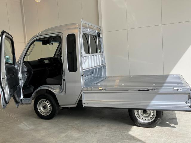 ハイゼットトラックジャンボＳＡIIIｔ　ＡＴ　２ＷＤ　ナビ　バックモニターＡＴ　２ＷＤ　純正ナビ　バックモニター　Ｂｌｕｅｔｏｏｔｈ接続　作業灯　ＬＥＤヘッドランプ　ワンオーナー　キーレスエントリー　運転席・助手席エアバッグ　スマアシＩＩＩｔ（香川県）の中古車