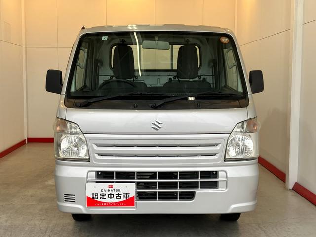 キャリイトラック 中古車 ＫＣエアコン・パワステ　ＭＴ　２ＷＤ　ラジオＭＴ　２ＷＤ　ＡＭ／ＦＭラジオ　ハロゲンヘッドライト　ラバーマット　バイザー　取扱説明書　メンテナンスノート