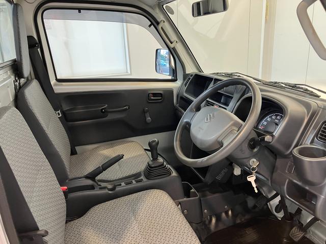 キャリイトラックKCエアコン・パワステ MT 2WD ラジオMT 2WD AM/FMラジオ ハロゲンヘッドライト ラバーマット バイザー 取扱説明書 メンテナンスノート(香川県)の中古車