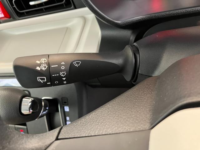 ムーヴキャンバスストライプスG シートヒーター ホッとカップホルダー両側パワースライドドア ホッとカップホルダー 運転席・助手席シートヒーター バックモニター対応カメラ 電動パーキングブレーキ オートブレーキホールド オーディオレス ワンオーナー スマートキー(香川県)の中古車