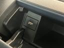 ワンオーナー　バックモニター対応カメラ　電動パーキングブレーキ　オートブレーキホールド　フロントシートヒーター　ベンチシート　ＬＥＤヘッドランプ　純正１５インチアルミホイール　スマートキー（香川県）の中古車