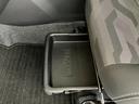 ワンオーナー　バックモニター対応カメラ　電動パーキングブレーキ　オートブレーキホールド　ＬＥＤヘッドランプ　運転席・助手席シートヒーター　純正１５インチアルミホイール　スマートキー（香川県）の中古車