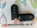 純正ナビ　純正ＥＴＣ　バックモニター　Ｂｌｕｅｔｏｏｔｈ接続　左側パワースライドドア　ＬＥＤヘッドバルブ　電動格納ミラー　運転席シートヒーター　スマアシＩＩＩ　取扱説明書　メンテナンスノート（香川県）の中古車