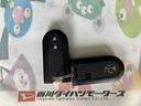 純正ナビ　パノラマモニター　バックモニター　純正ＥＴＣ　純正ドライブレコーダー　運転席・助手席シートヒーター　Ｂｌｕｅｔｏｏｔｈ接続　電動格納ミラー　サイド・カーテンシールドエアバッグ（香川県）の中古車