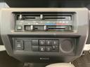 ワンオーナー　ＡＭ／ＦＭラジオ　ラバーマット　ハロゲンヘッドライト　オートライト　オートハイビーム　アイドリングストップ　スマアシ　ＣＶＴ　２ＷＤ　取扱説明書　メンテナンスノート（香川県）の中古車