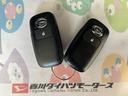 純正ナビ　バックモニター　純正ドライブレコーダー　運転席・助手席シートヒーター　純正アルミホイール　電動パーキングブレーキ　オートブレーキホールド　電動格納ミラー　サイド・カーテンシールドエアバッグ（香川県）の中古車