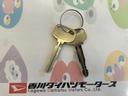 ＭＴ　２ＷＤ　ＡＭ／ＦＭラジオ　ハロゲンヘッドライト　オートライト　オートハイビーム　アイドリングストップ　ラバーマット　スマアシ（香川県）の中古車