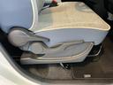 両側パワースライドドア　バックモニター対応カメラ　運転席・助手席シートヒーター　ホッとカップホルダー　電動パーキングブレーキ　オートブレーキホールド　オーディオレス　ワンオーナー　スマートキー（香川県）の中古車