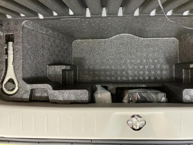 ムーヴＬ　／ＣＤオーディオ／キーレスエントリー／アルミホイール横滑防止装置　運転席エアバッグ　ＡＢＳ　キーレス　衝突安全ボディ　Ｉストップ　ＷエアＢ（富山県）の中古車