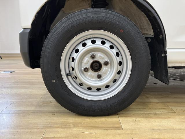 ハイゼットカーゴＤＸ　／切替４ＷＤ／ラジオ／オートライト／踏み間違い防止踏み間違い防止　Ｗエアバック　キーフリーシステム　エコアイドル　車線逸脱警報　切替４ＷＤ　オートハイビーム　両側スライドドア　オートライト　運転席エアバッグ　ＡＢＳ　記録簿　ＶＤＣ（富山県）の中古車