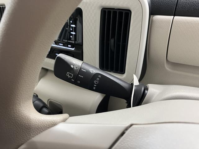 ムーヴキャンバスＸリミテッド　ＳＡII　／ＣＤオーディオ／キーフリー／ＣＤオーディオ　キーフリー　フルホイールキャップ　プッシュスタート　オートエアコン　両側電動スライドドア（富山県）の中古車