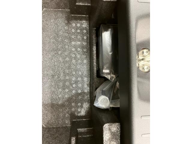 ムーヴキャンバスＸリミテッド　ＳＡII　／ＣＤオーディオ／キーフリー／ＣＤオーディオ　キーフリー　フルホイールキャップ　プッシュスタート　オートエアコン　両側電動スライドドア（富山県）の中古車