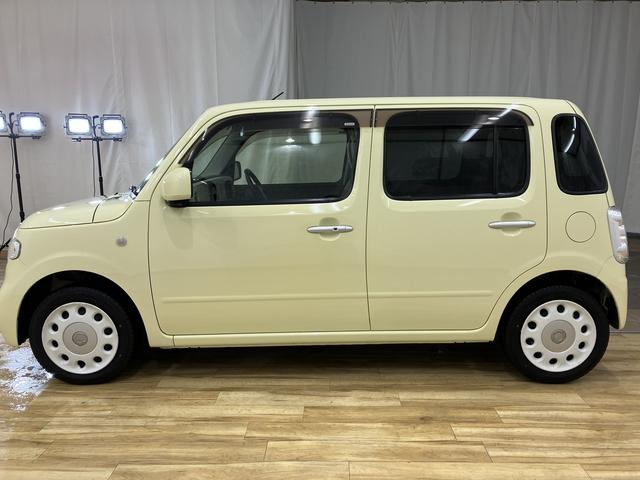 ミラココアココアＸ　／ＣＤオーディオ／キーフリー／オートエアコンｉ−ＳＴＯＰ　インテリキー　安全ボディ　運転席エアバック　キーレスキー　ダブルエアバック　ＡＢＳ付　横滑り防止装置　記録簿付き（富山県）の中古車