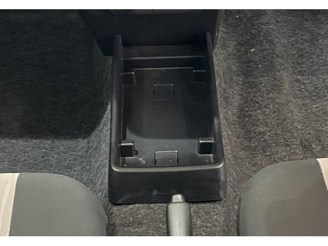 ミライースＬ　ＳＡIII　／オーディオレス／キーレス／マニュアルエアコ衝突被害軽減システム　アイドリンストップ　キーレスキー　横滑防止装置　デュアルエアバッグ　エアバック　オートライト　ＡＢＳ　整備記録簿　安全ボディ（富山県）の中古車