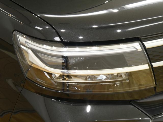 タントカスタムＸ　／４ＷＤ／オーディオレス／バックカメラ／両側電動車線逸脱防止　誤発進抑制装置　Ｂカメラ　両側自動ドア　オートハイビーム　ＬＥＤヘッドライト　電格ミラー　４ＷＤ　Ａライト　キーフリー　盗難防止装置　ＡＷ　スマートキー　記録簿　アイドリングＳＴＯＰ（富山県）の中古車