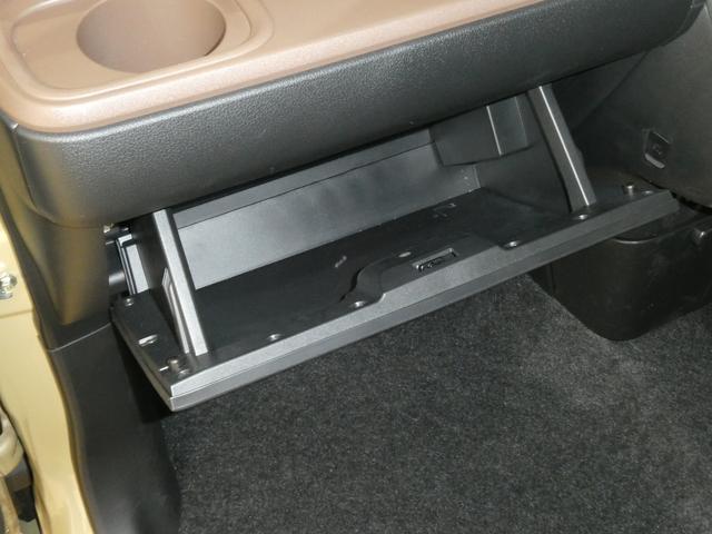 ムーヴキャンバスセオリーＸ　／オーディオレス／両側電動スライドドア／電動Ｐ電動格納ドアミラー　衝突軽減ブレーキ　両側自動ドア　アイドリングストップ　スマートキー　オートマチックハイビーム　盗難防止　ベンチシート　オートライト　キーフリーシステム　衝突安全ボディ　レーンキープ（富山県）の中古車