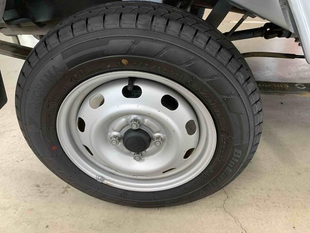 ハイゼットトラックジャンボ　４ＷＤ　　５ＭＴ　タイヤ新品　ＣＤ　保証付き４ＷＤ　５ＭＴ　保証付き　記録簿　取扱説明書　キーレスエントリー　ワンオーナー　エアバッグ　エアコン　パワーステアリング　パワーウィンドウ　ＣＤ（静岡県）の中古車